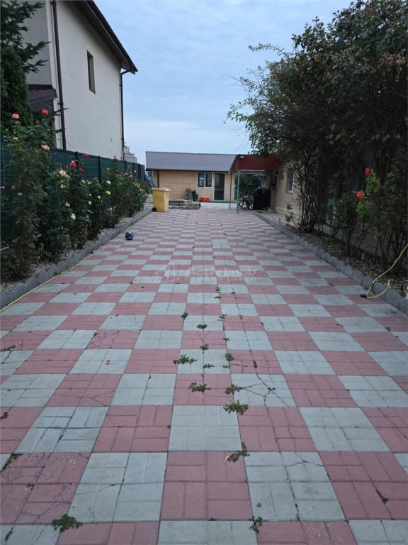 Casa Cernica- Primarie