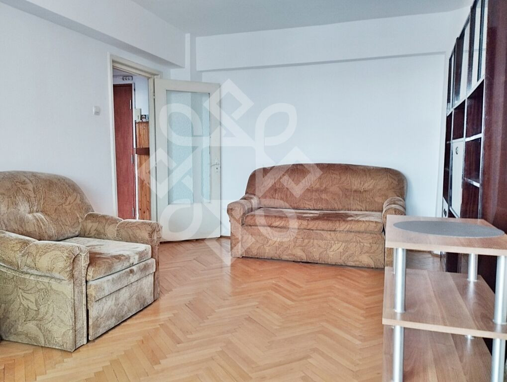 Apartament cu 2 camere, decomandat in zona Decebal Oradea