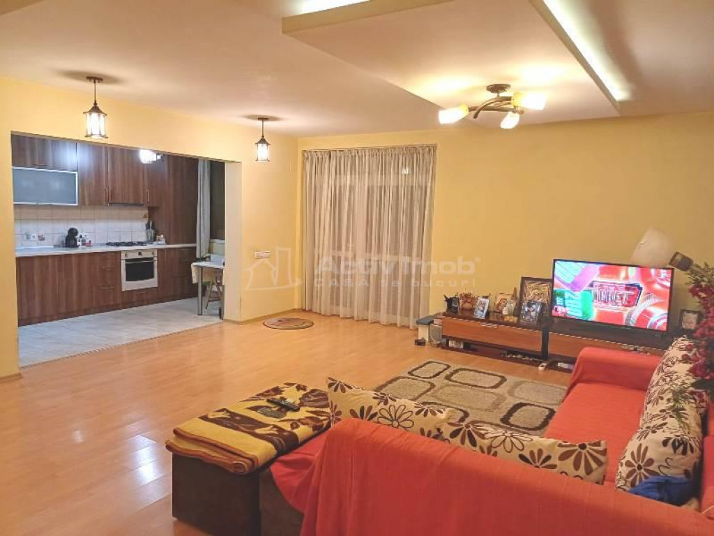 Casa - Vila - Prelungirea Ghencea - Margelelor - teren 300