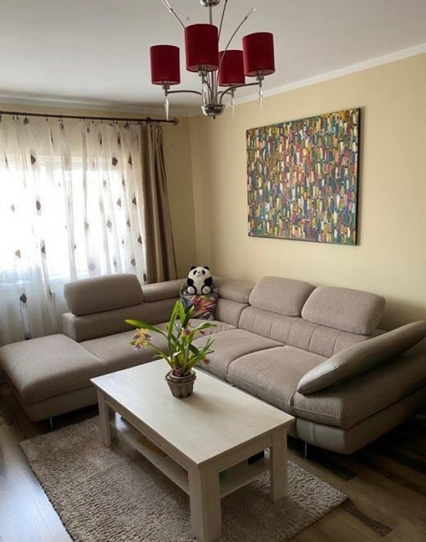 Apartament cu 2 camere de inchiriat zona Aparatorii Patriei