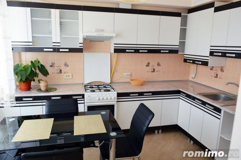 De inchiriat garsoniera zona Tineretului