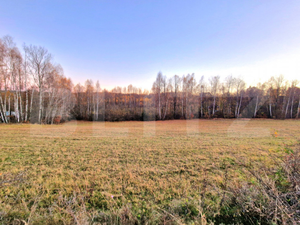 Teren intravilan. 600mp, utilitati in zona, Luna de Sus