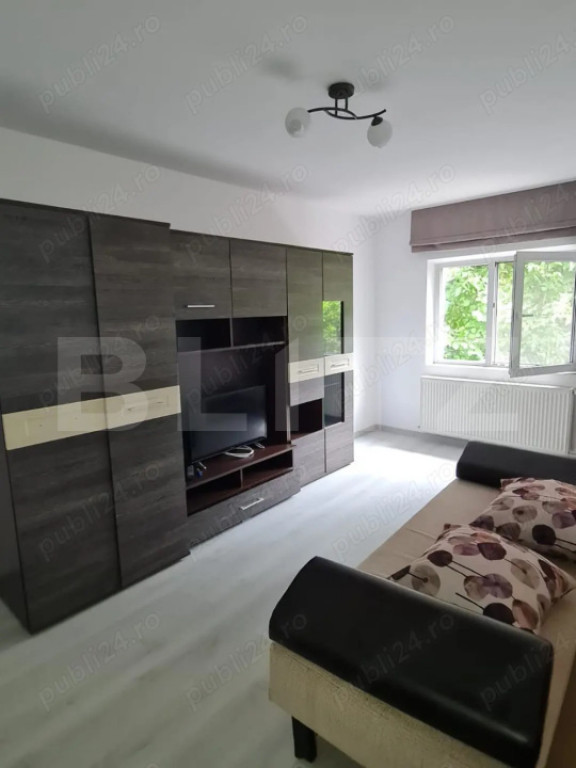 Apartament 3 camere, 60 mp, zona Palas Mall