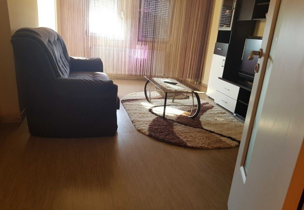 Garsoniera zona Militari