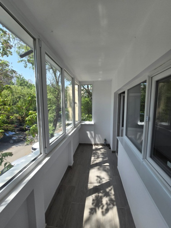 Garsoniera, decomandata, etaj 1 din 4, Uverturii, Teatrul Masca