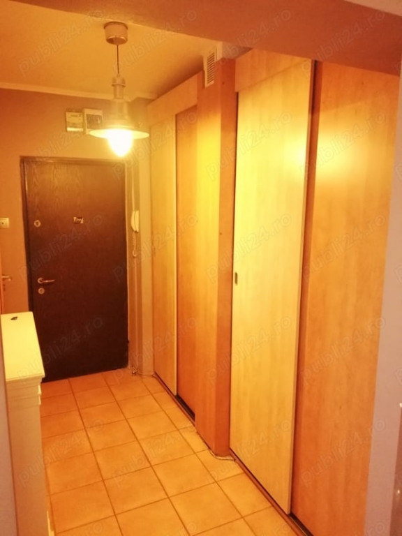 Dristor semi open space etaj 5