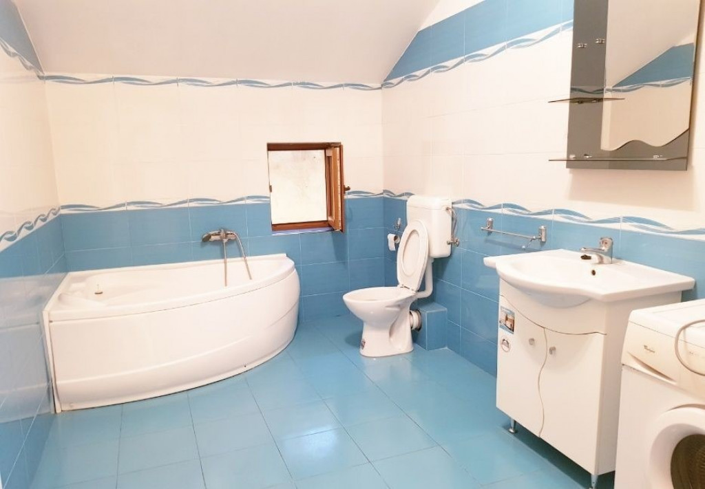 2 camere - zona Baicului TOTUL NOU