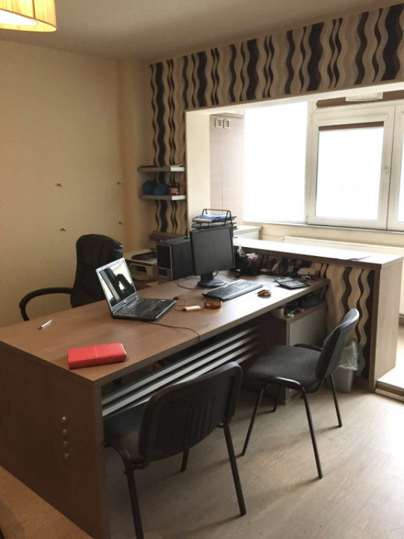 Garsoniera pretabila birou-cabinet in zona Dristor - Mihai B