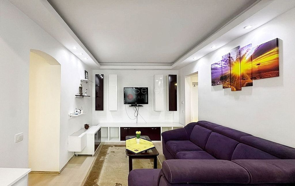 Acces Facil Zona Linistita