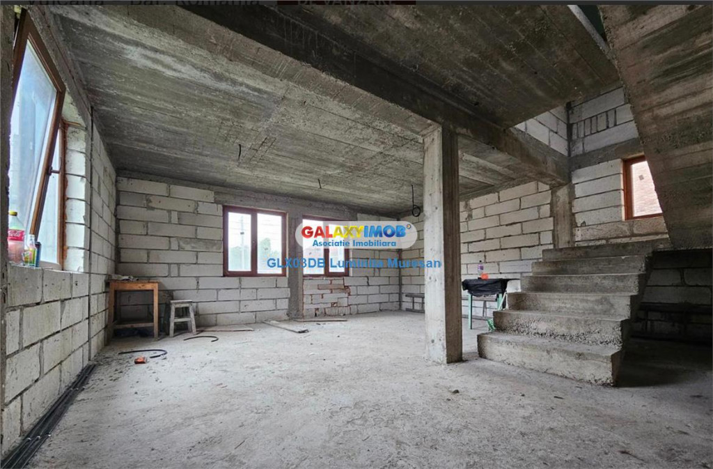 Casa P M Vulcana Bai