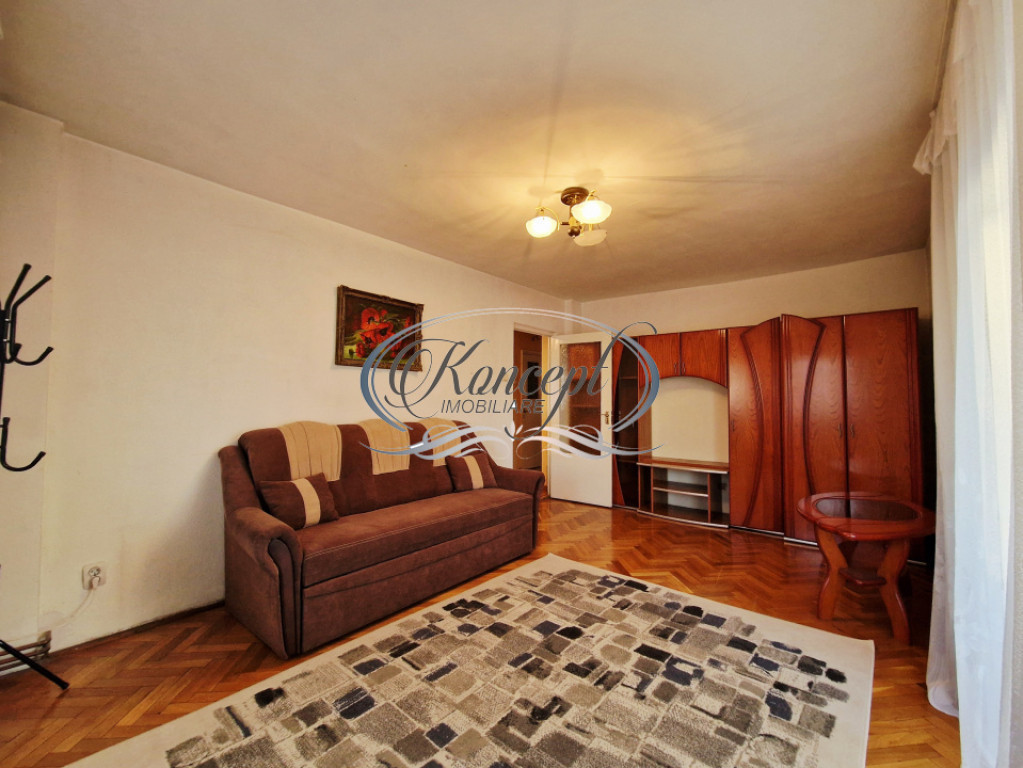 Apartament spatios, luminos cu 2 balcoane inchise in Manastu