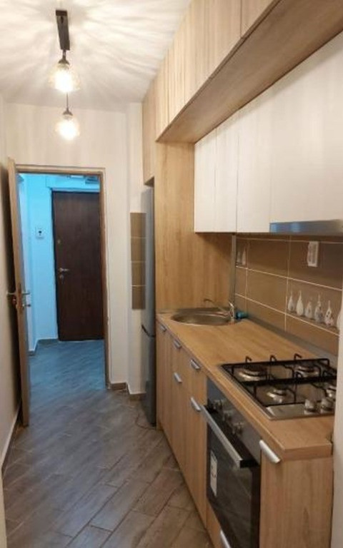 Iancului etajul 10 decomandat