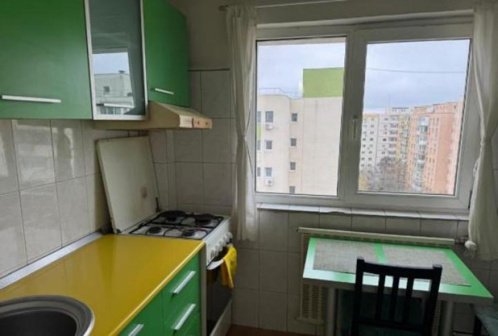 Iancului etaj 10 decomandat