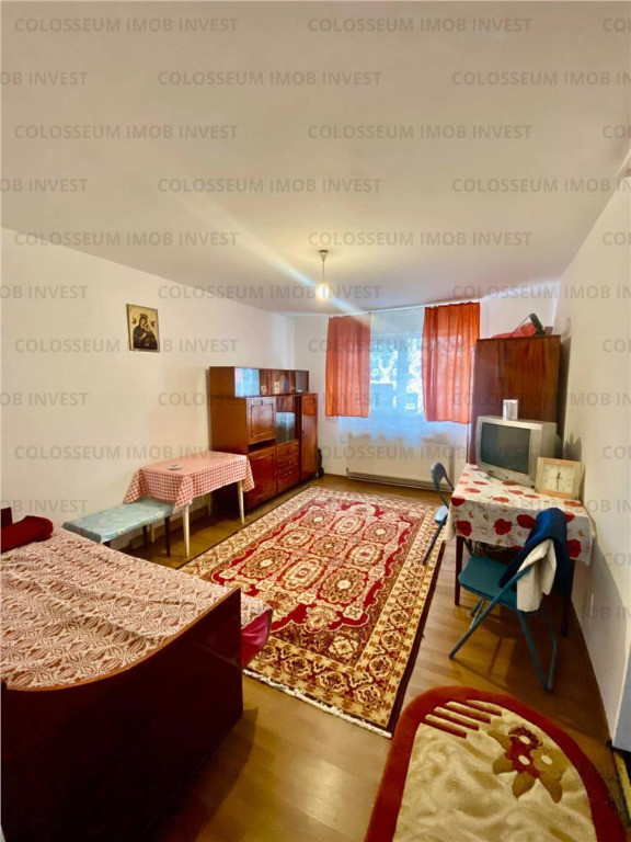 Garsoniera zona Bartolomeu amenajata.