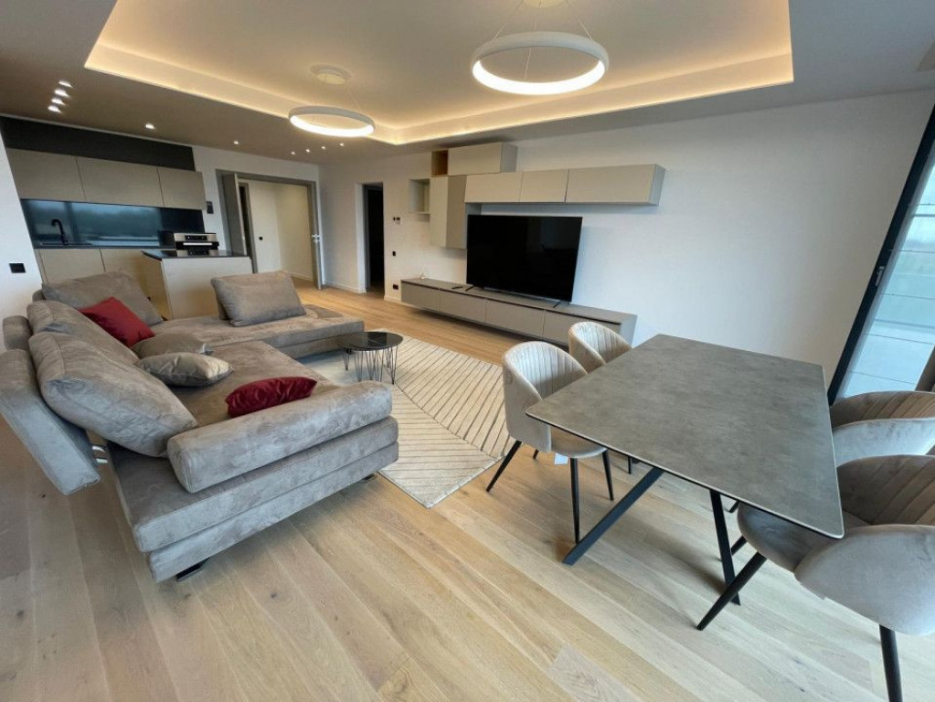 Apartament 4 camere de vanzare- Rahmaninov- vedere lac