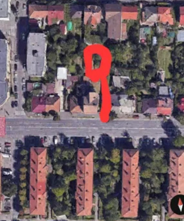 Teren constructii Tractorul