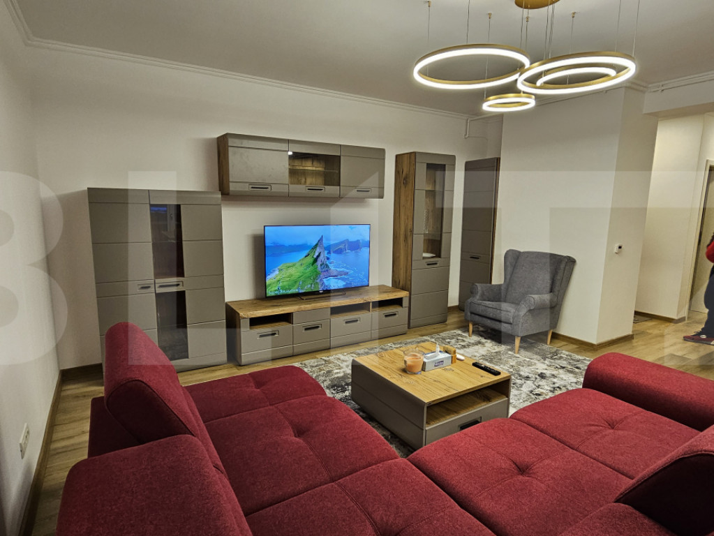 Apartament cu 3 camere, etaj intermediar, terasa, Braytim