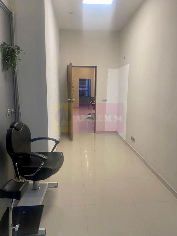 Spatiu Birouri/ comercial, etaj 2/4 , utilitati INCLUSE, ...