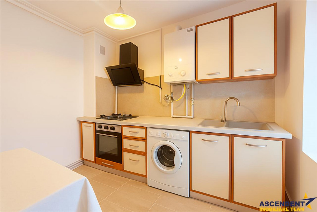 Garsoniera decomandata, Racadau, Brasov