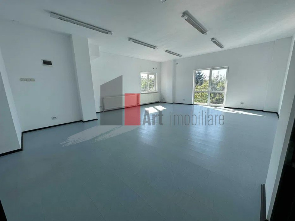 Spatiu Comercial/Birou de inchiriat - 0 comision