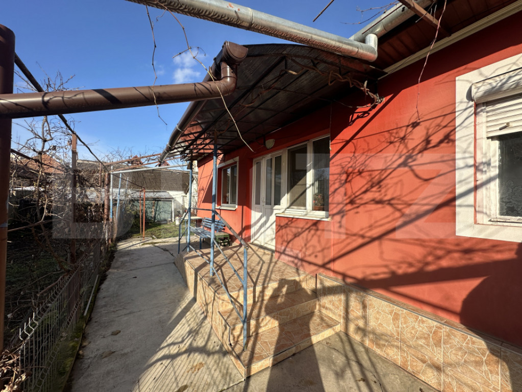 Casa ideala pentru familie cu copii si/sau antreprenori. Gherla, Cluj