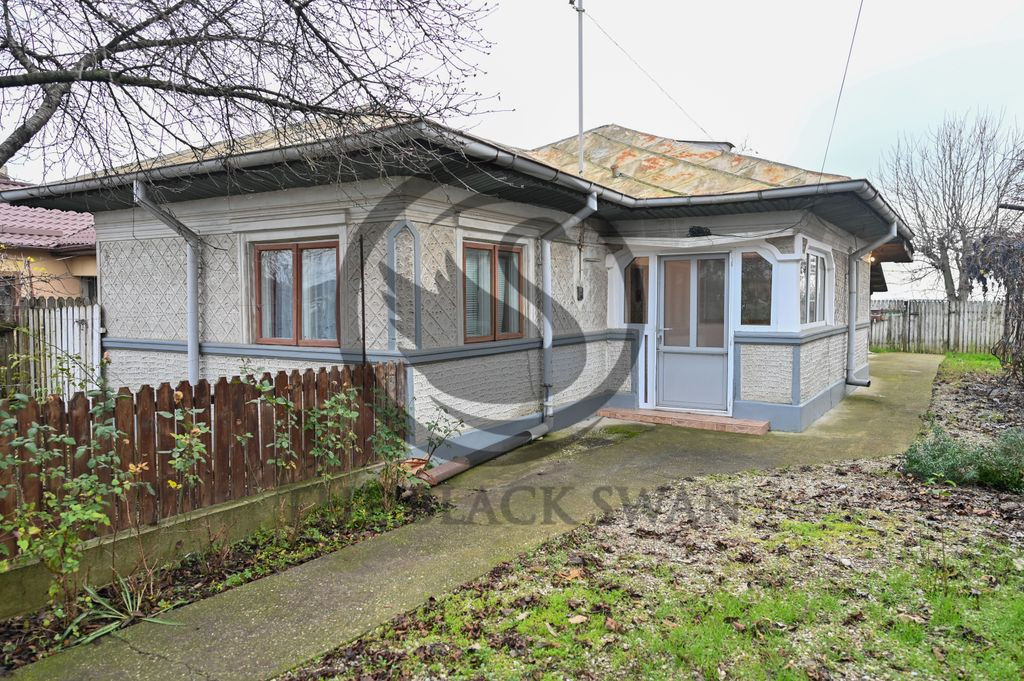 Casa la rosu de vanzare | Iordacheanu - Valea Cucului | C...