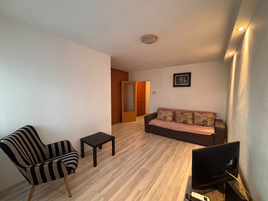 Garsonieră de închiriat – Parc Drumul Taberei, Strada Bozieni etaj 10