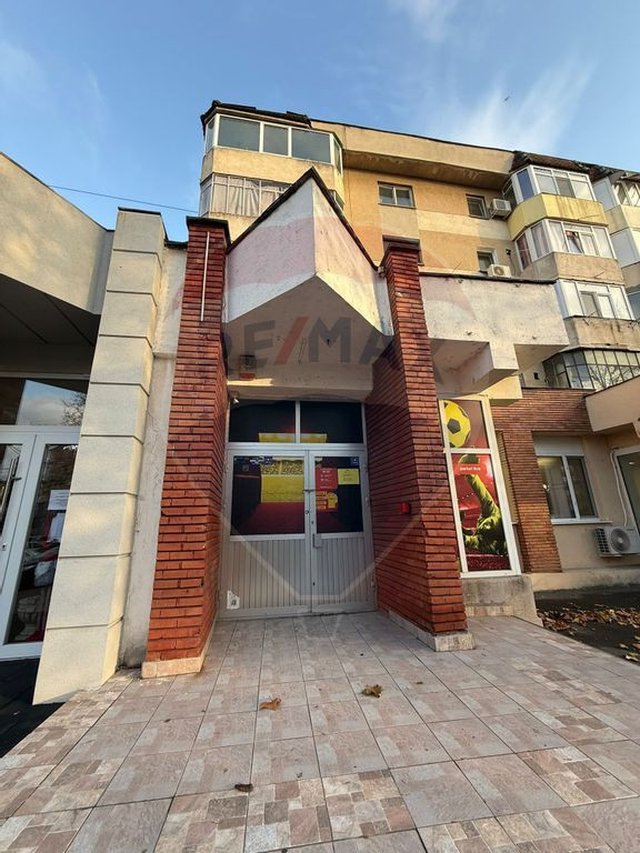 Apartament cu 2 camere de închiriat în zona Craiovita Noua