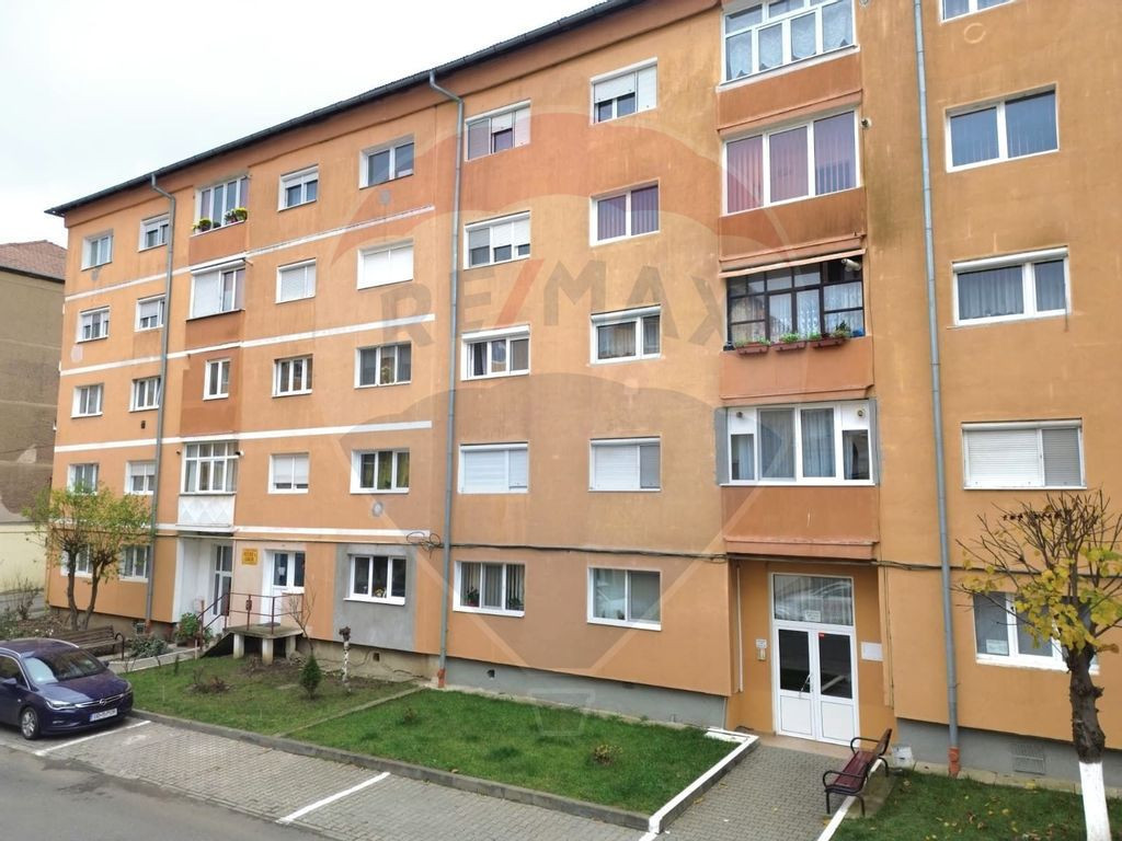 Apartament cu doua camere Vitrometan