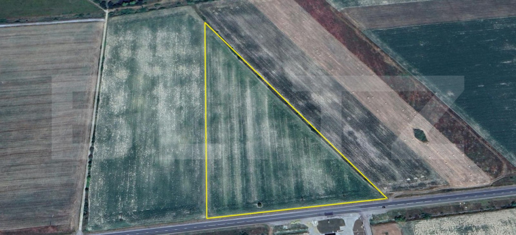 Teren extravilan de vanzare, 32300 mp, zona Lucian Blaga