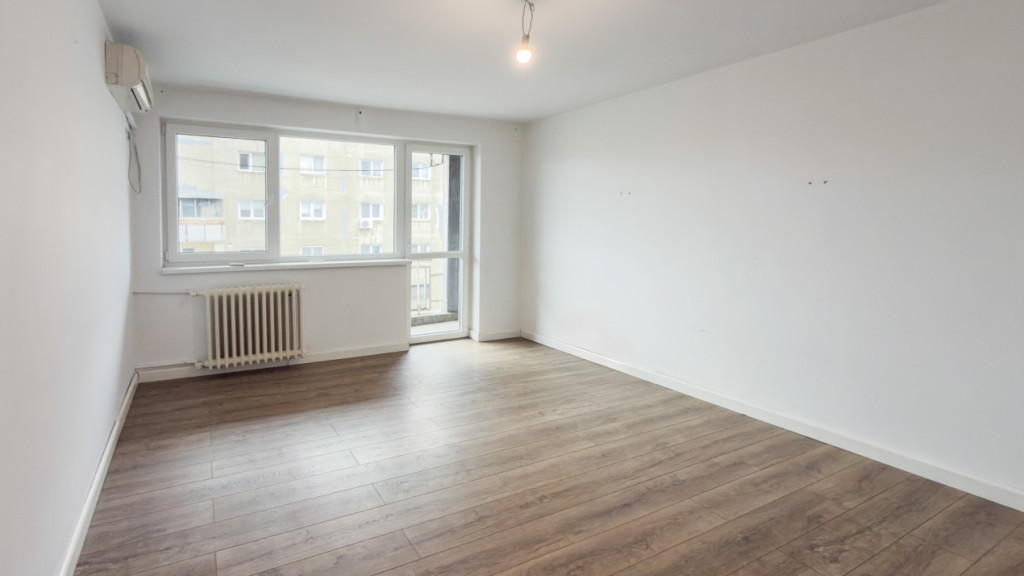 Apartament 3 camere renovat, 3 balcoane, Drumul Taberei