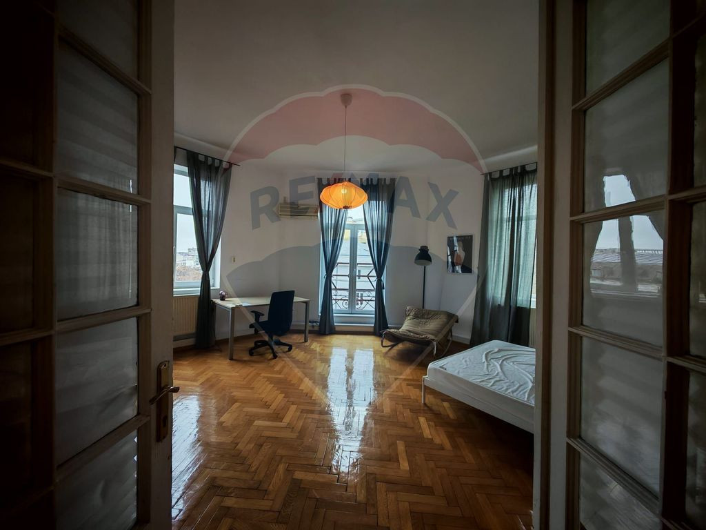 Apartament 3 camere - zona Universitate - Cavafii Vechi