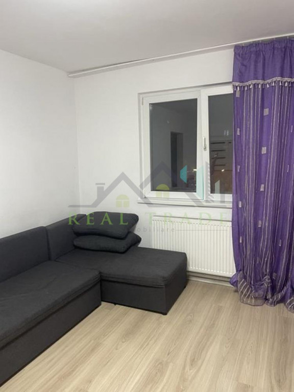 Apartament 3 camere zona Gemenii