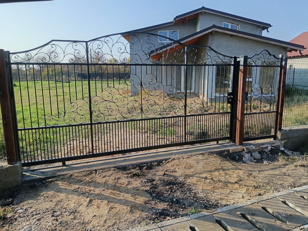 Casa Colceag 225mp, curte 3500 mp