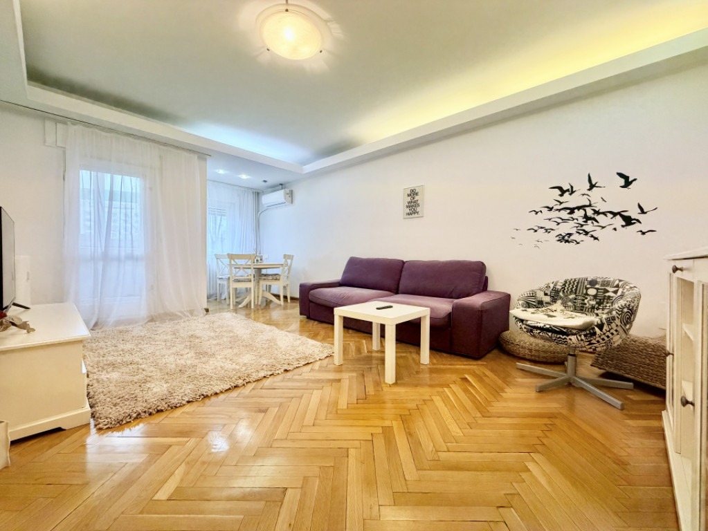 Apartament de inchiriat in Piata Unirii, cu vedere frumoasa