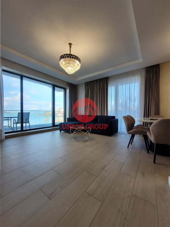 Apartament Lake On Mamaia, 3 camere, 110 mp, Vedere Spectac