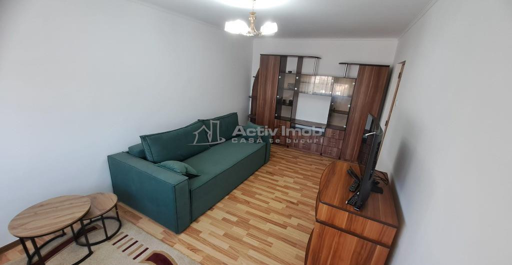 2 Camere, Baba Novac, 10 min Metrou Dristor