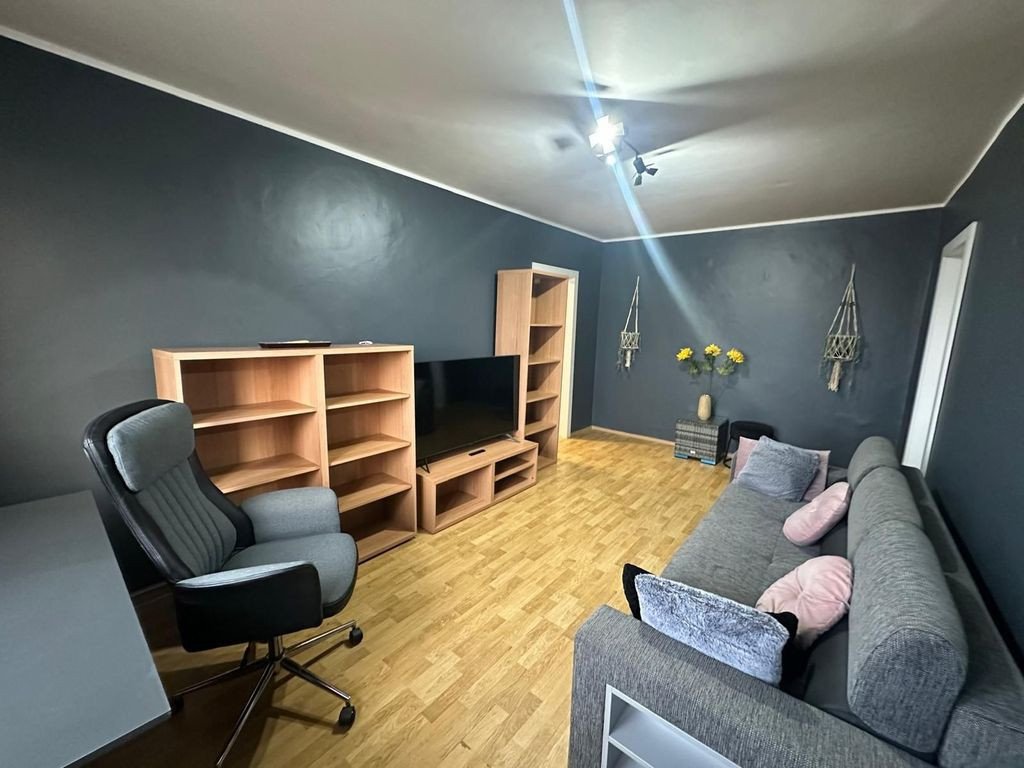 Apartament 3 camere de vanzare - Metrou Nicolae Grigoresc...