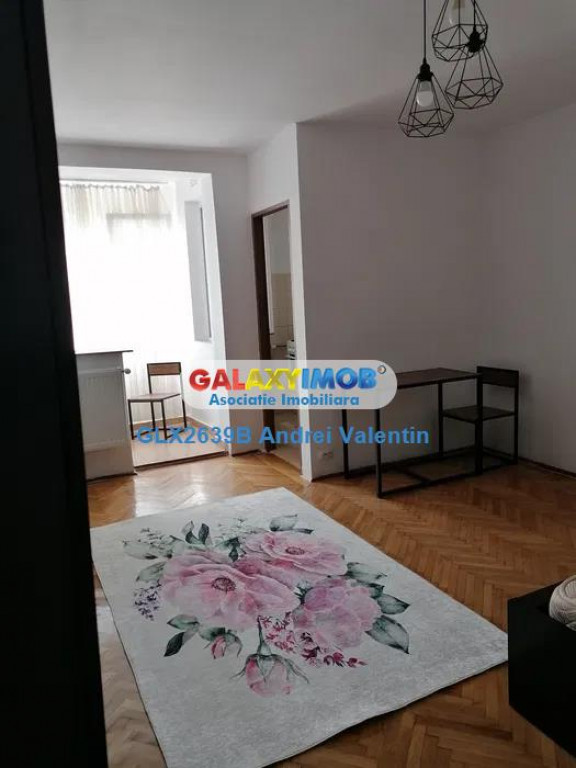 Garsoniera de Inchiriat zona Drumul Taberei - Favorit - Metr