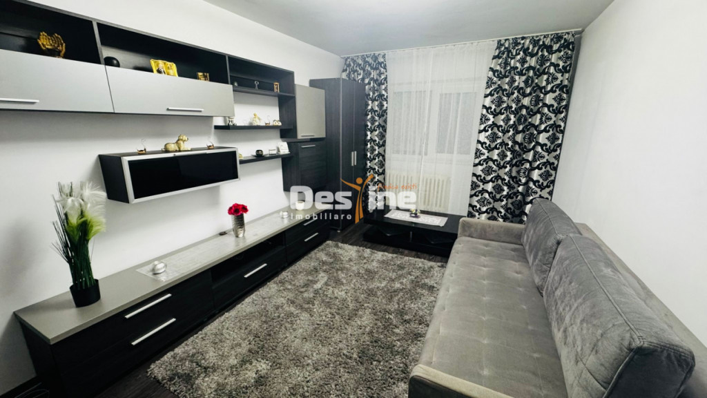 MIRCEA CEL BATRAN, Apartament 2 camere DECOMANDAT, 45 mp, 99
