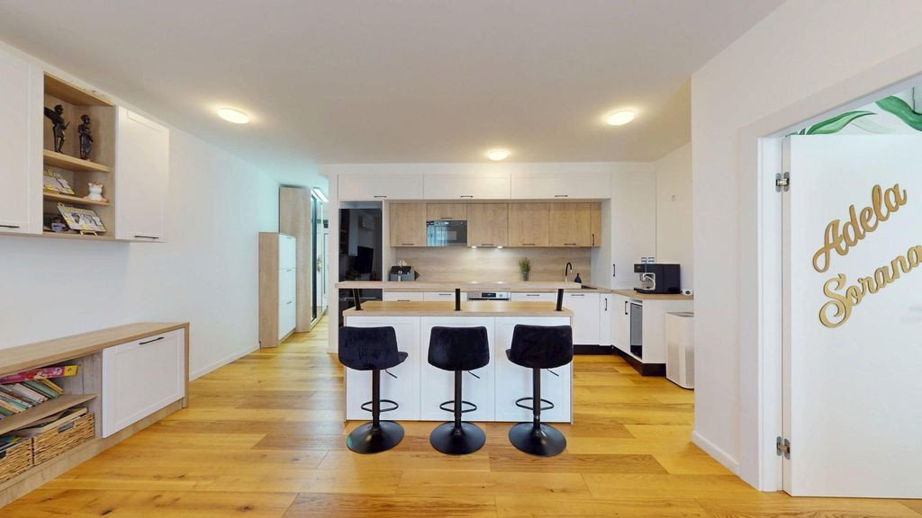 Apartament elegant 2 cam cu istorie, rafinament și facil...