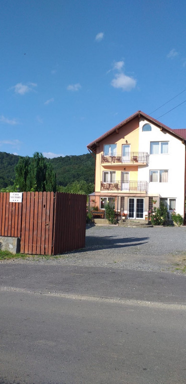 Casă de închiriat în regim hotelier Rasnov, Brasov