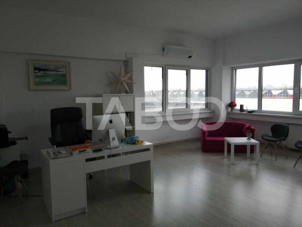 Spatiu birou 37 mpu renovat etaj intermediar zona Broscarie