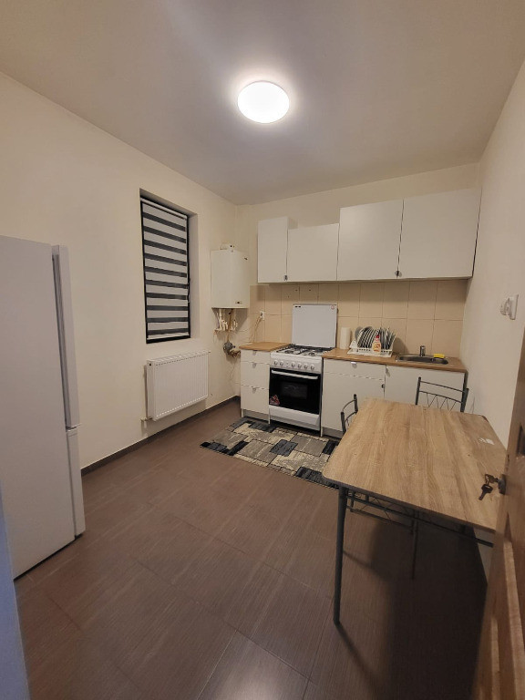 Casa de inchiriat 3 camere|mobilata modern