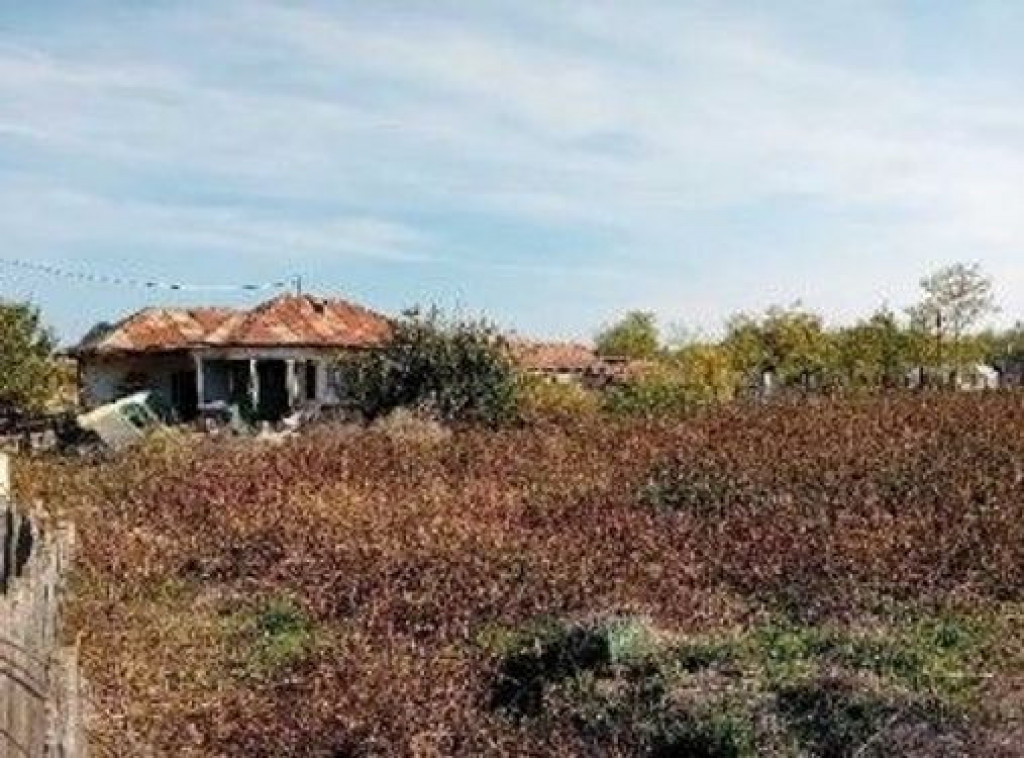 Casa si teren Glodeanu Sarat ; ID: R2839616