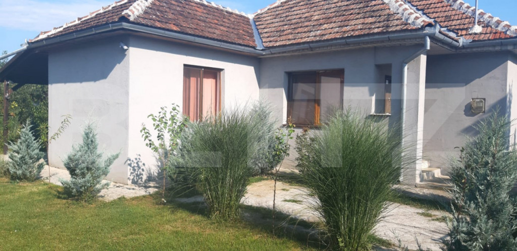 De vânzare casă 99 mp, teren 7,5 ari în Lazuri, Satu Mar