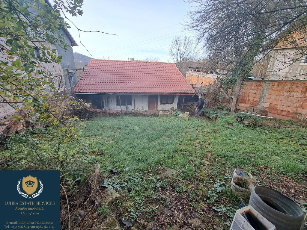 Casă cu 3 camere, 76 mp, Poiana Golului, Reșița