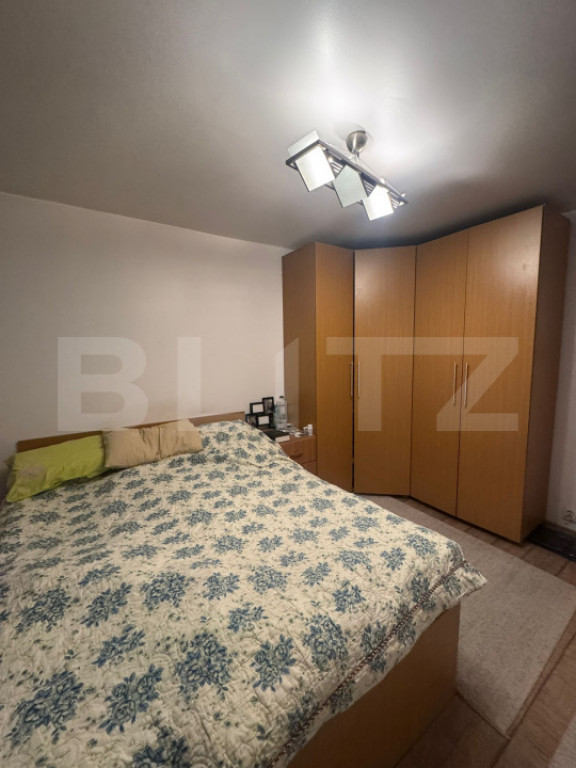 Apartament de 3 camere si parcare, Brancoveanu