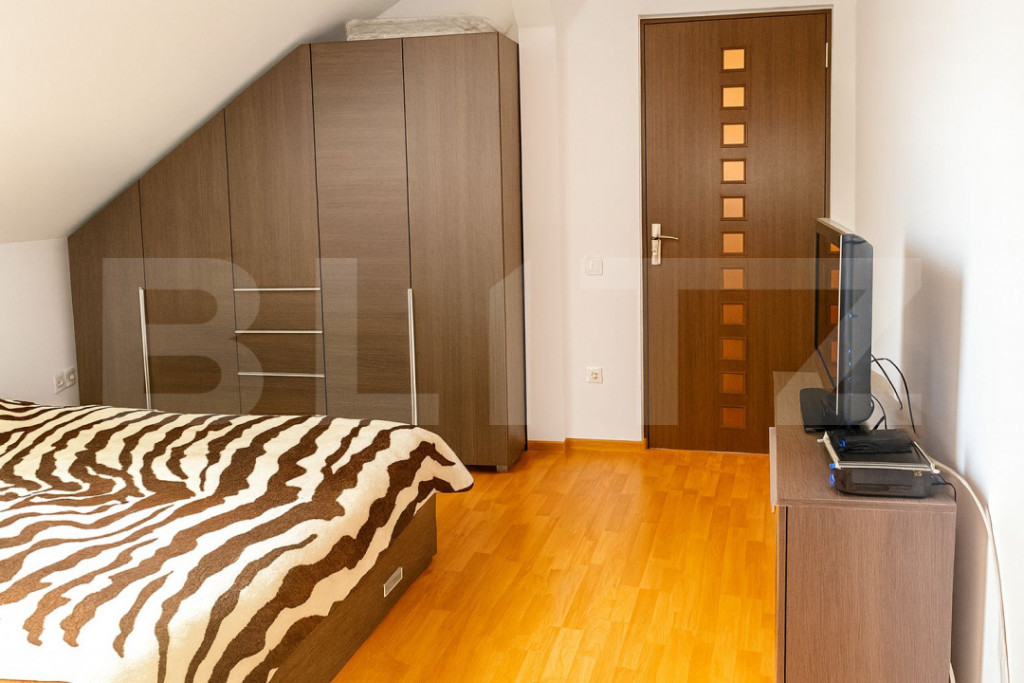 Apartament de 3 camere, semidecomandat, cu parcare subteran?