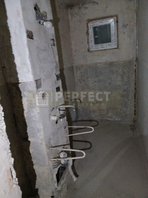 MEGAOFERTA !!!2 camere MALU ROSU 41.999 euro!!